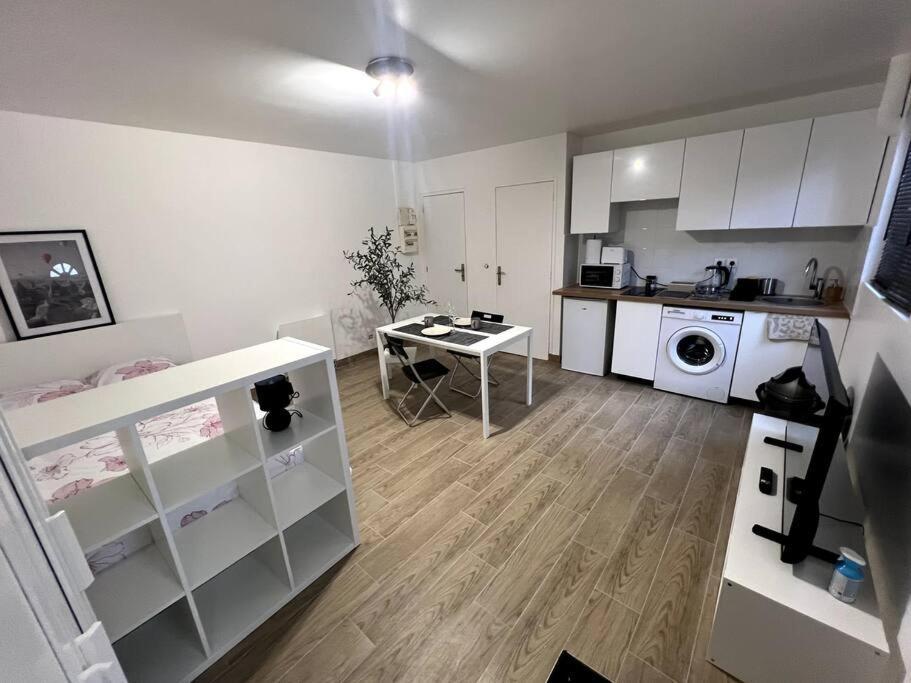 Proche Tramway Apartment